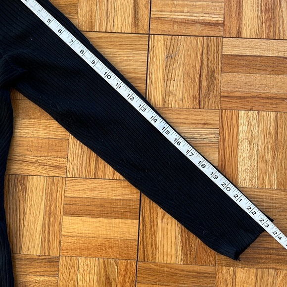 Vintage Black Sweater with Cream Silk Collar L VGUC - Picture 11 of 11